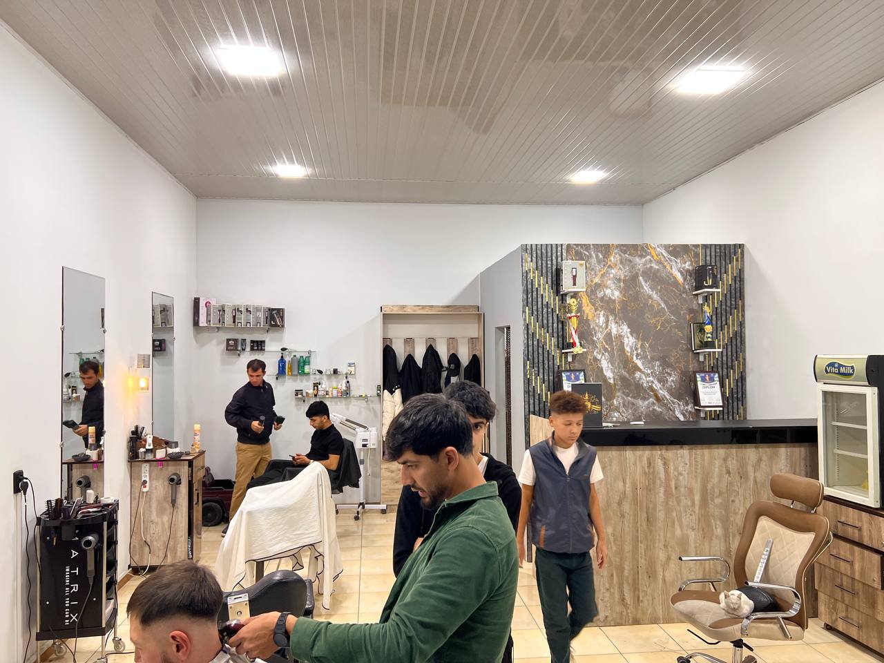 571 BARBERSHOP — фото 3